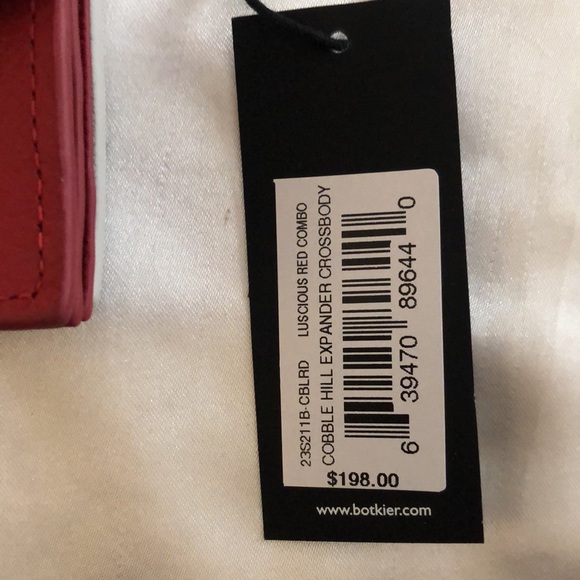 Botkier New York Cobble Hill Expandable Leather Crossbody Luscious Red Combo NWT - Picture 3 of 16